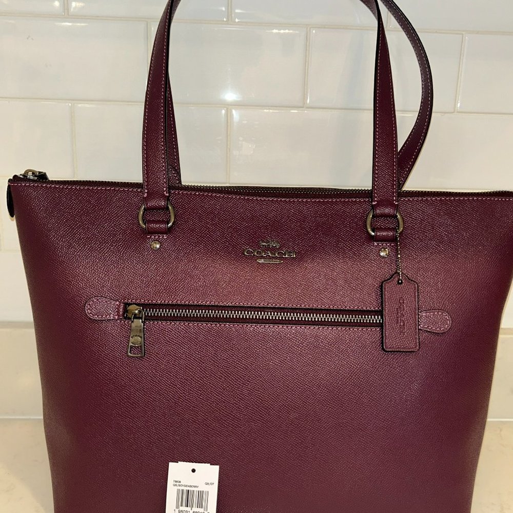 Coach Crossgrain Leather Gallery Tote – Boysenberry